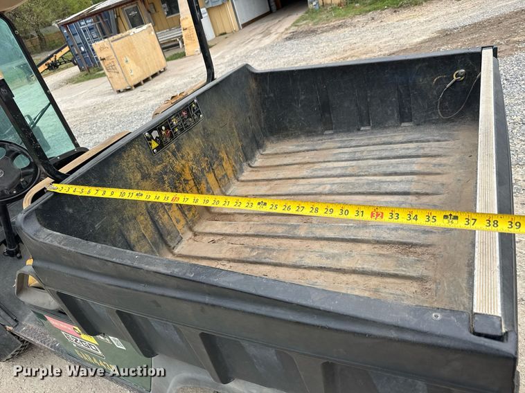 image for item EQ1356 E-Z-GO ST golf cart