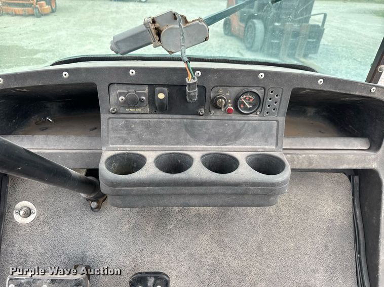 image for item EQ1356 E-Z-GO ST golf cart