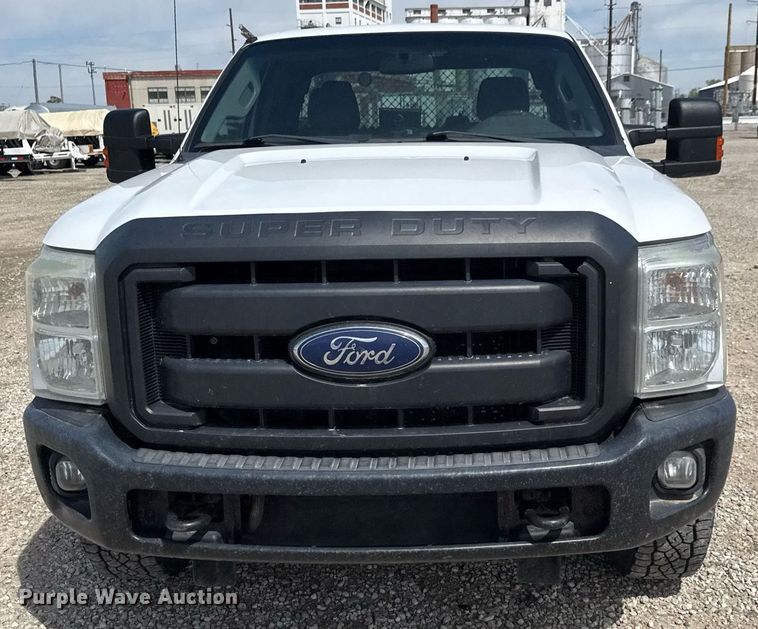 image for item EQ1397 2016 Ford F250 Super Duty SuperCab utility bed pickup truck