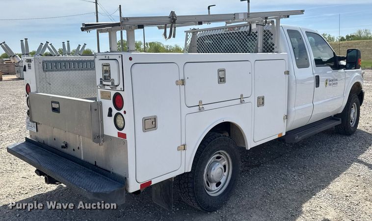 image for item EQ1397 2016 Ford F250 Super Duty SuperCab utility bed pickup truck