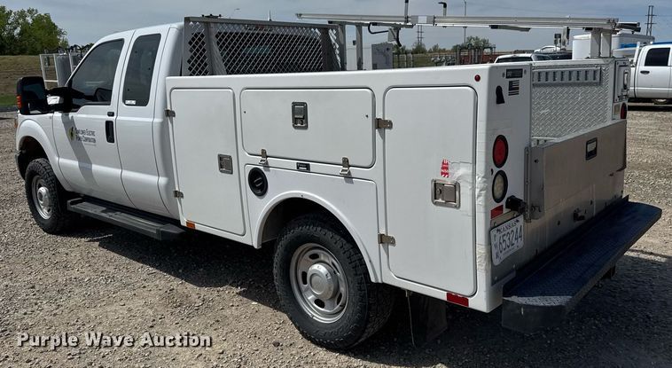 image for item EQ1397 2016 Ford F250 Super Duty SuperCab utility bed pickup truck