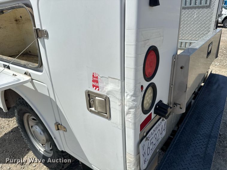 image for item EQ1397 2016 Ford F250 Super Duty SuperCab utility bed pickup truck