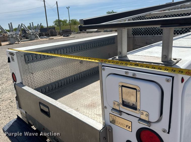 image for item EQ1397 2016 Ford F250 Super Duty SuperCab utility bed pickup truck