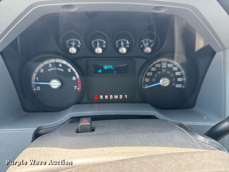 image for item EQ1397 2016 Ford F250 Super Duty SuperCab utility bed pickup truck