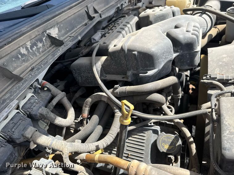 image for item EQ1397 2016 Ford F250 Super Duty SuperCab utility bed pickup truck