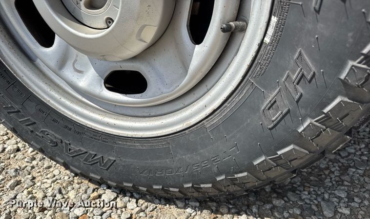 image for item EQ1397 2016 Ford F250 Super Duty SuperCab utility bed pickup truck