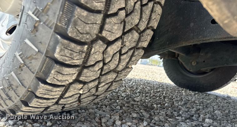 image for item EQ1397 2016 Ford F250 Super Duty SuperCab utility bed pickup truck