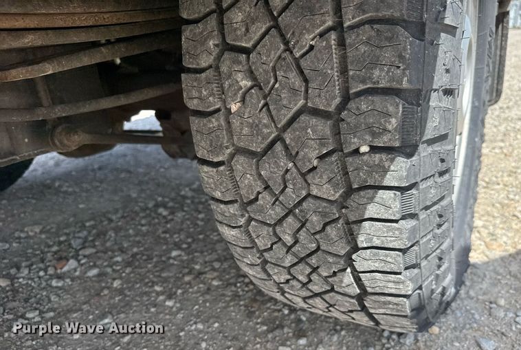 image for item EQ1397 2016 Ford F250 Super Duty SuperCab utility bed pickup truck