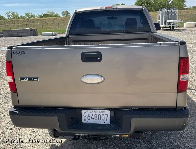 image for item EQ1398 2006 Ford F150 pickup truck