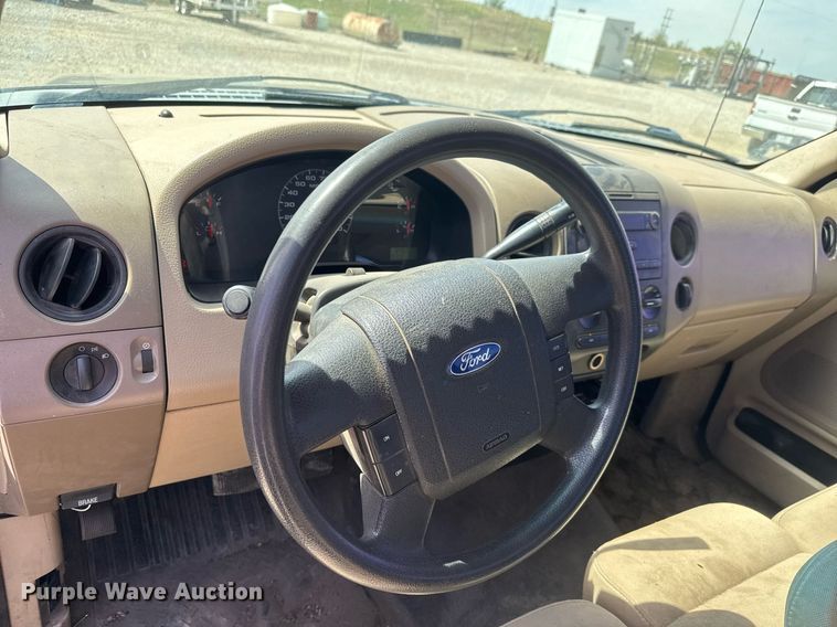 image for item EQ1398 2006 Ford F150 pickup truck