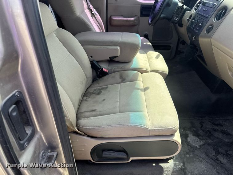 image for item EQ1398 2006 Ford F150 pickup truck