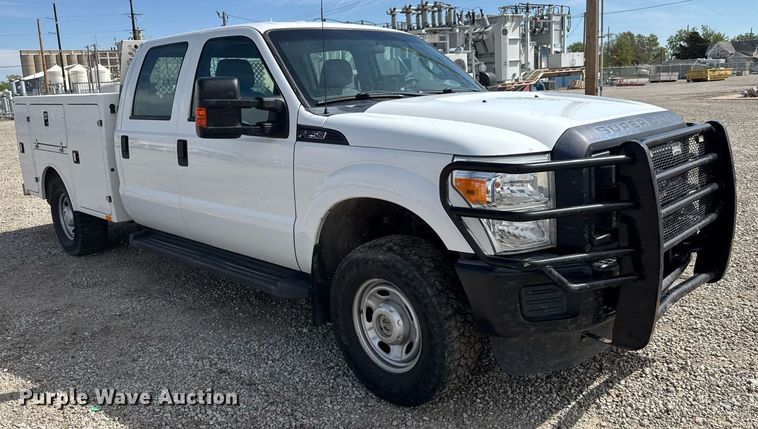 image for item EQ1402 2016 Ford F250 Super Duty  Crew Cab utility bed pickup truck