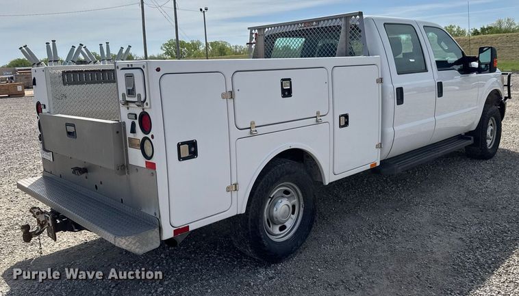 image for item EQ1402 2016 Ford F250 Super Duty  Crew Cab utility bed pickup truck