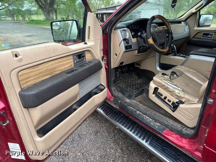 image for item EQ1417 2011 Ford F150 SuperCrew pickup truck