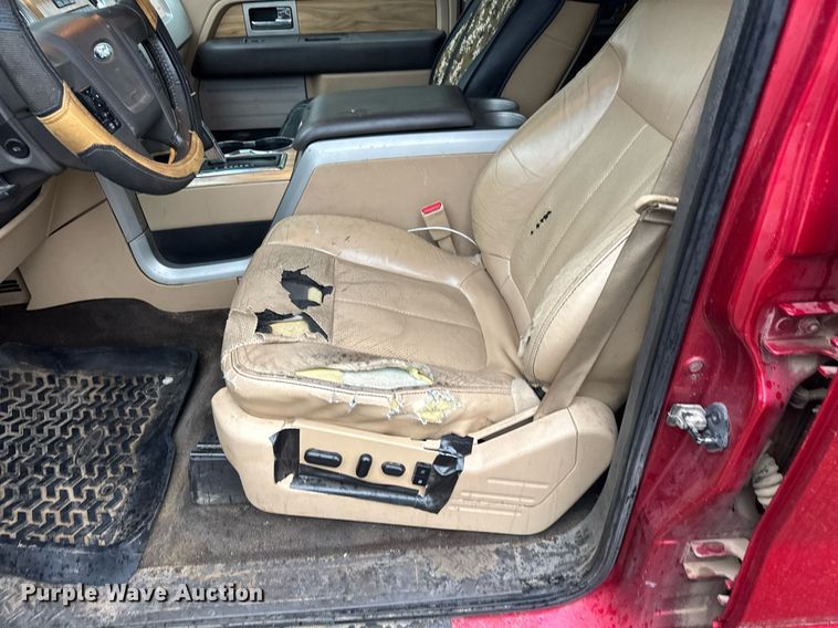 image for item EQ1417 2011 Ford F150 SuperCrew pickup truck