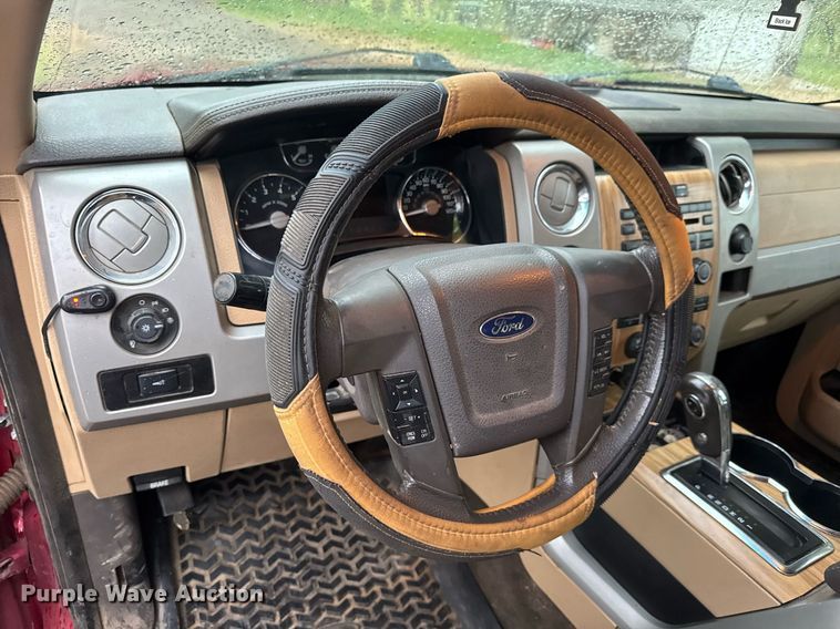 image for item EQ1417 2011 Ford F150 SuperCrew pickup truck