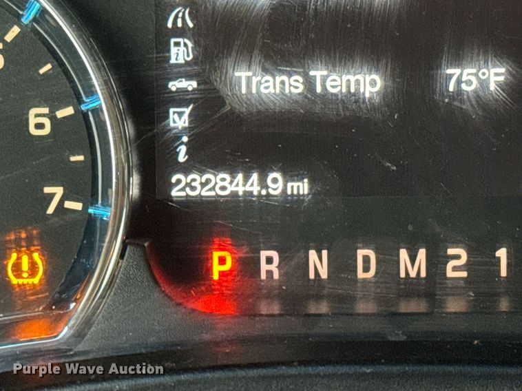 image for item EQ1417 2011 Ford F150 SuperCrew pickup truck