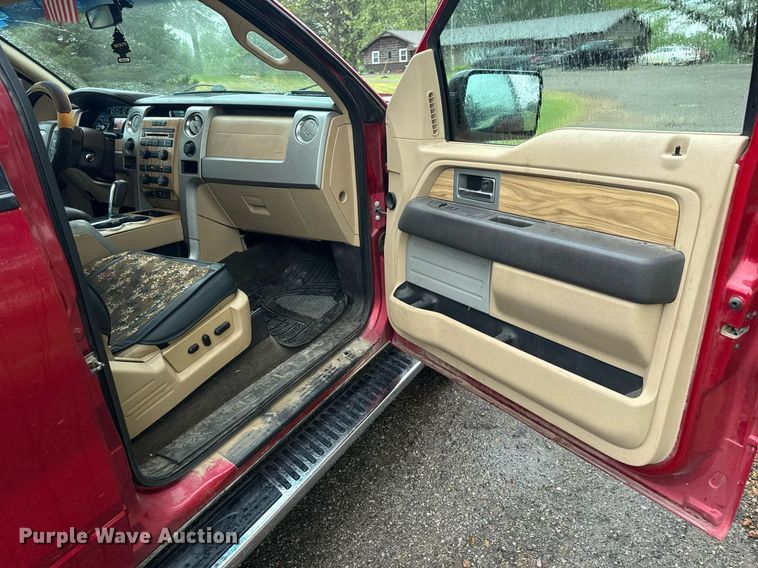 image for item EQ1417 2011 Ford F150 SuperCrew pickup truck