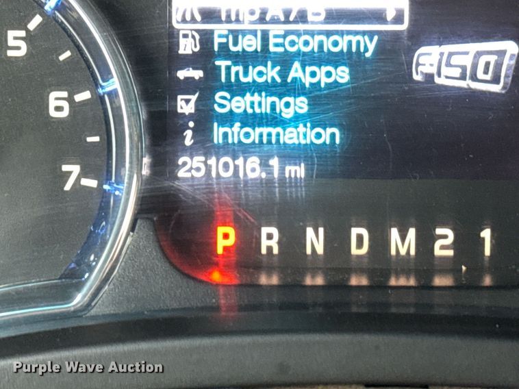 image for item EQ1418 2014 Ford F150 SuperCrew pickup truck