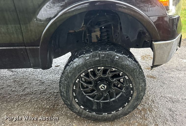 image for item EQ1418 2014 Ford F150 SuperCrew pickup truck