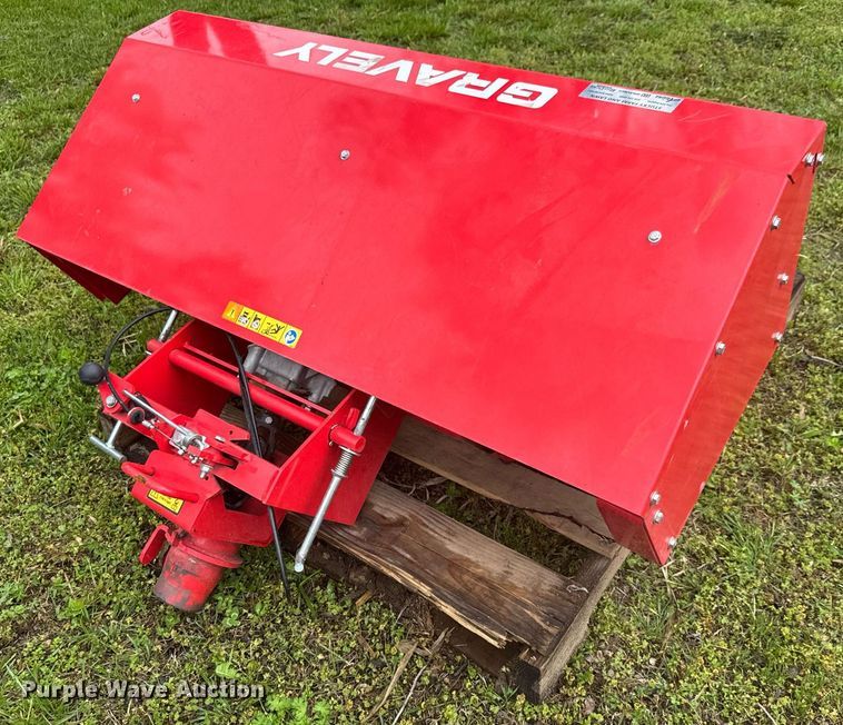 image for item EQ1440 Gravely Pro-QXT 985911 walk behind tractor