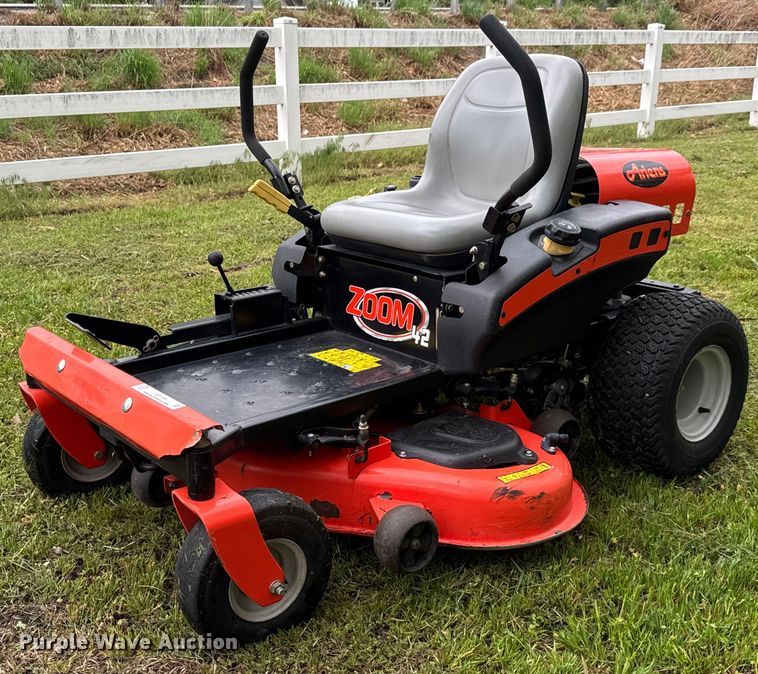 image for item EQ1444 Ariens Zoom 42 ZTR lawn mower