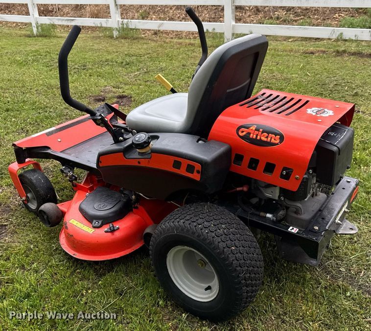 image for item EQ1444 Ariens Zoom 42 ZTR lawn mower