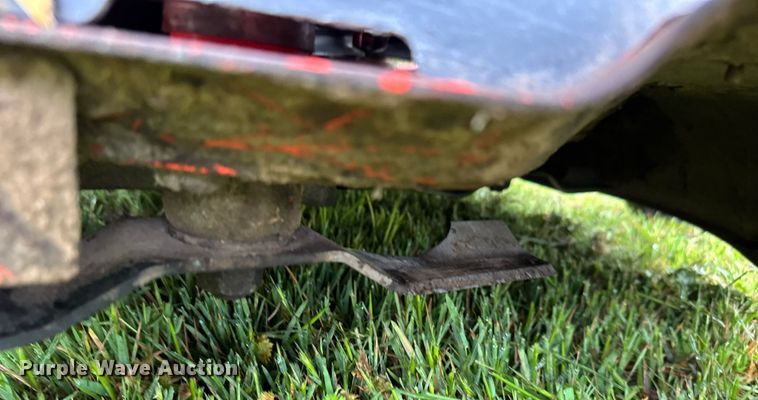 image for item EQ1444 Ariens Zoom 42 ZTR lawn mower