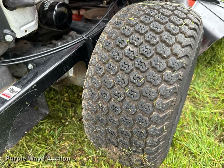 image for item EQ1444 Ariens Zoom 42 ZTR lawn mower