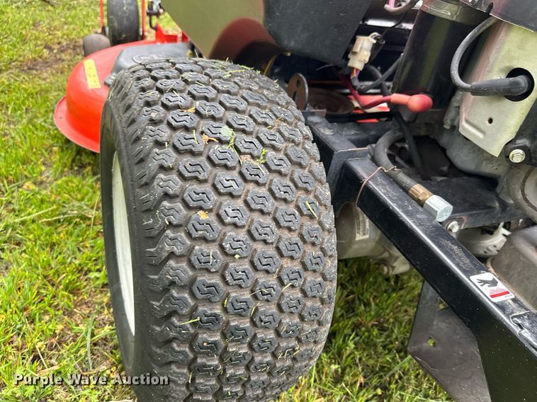 image for item EQ1444 Ariens Zoom 42 ZTR lawn mower