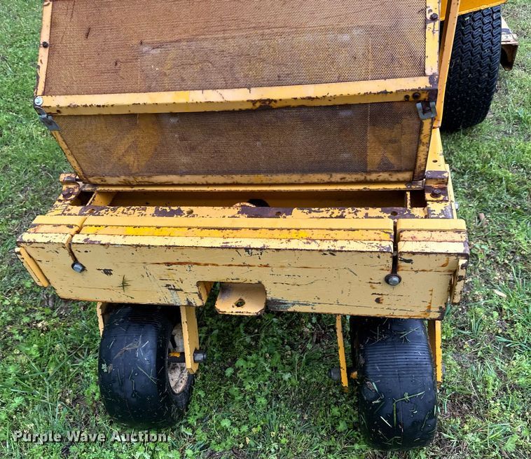 image for item EQ1447 Excel Hustler 340 ZTR lawn mower