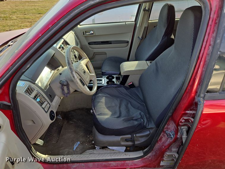 image for item EQ3843 2008 Mazda Tribute SUV