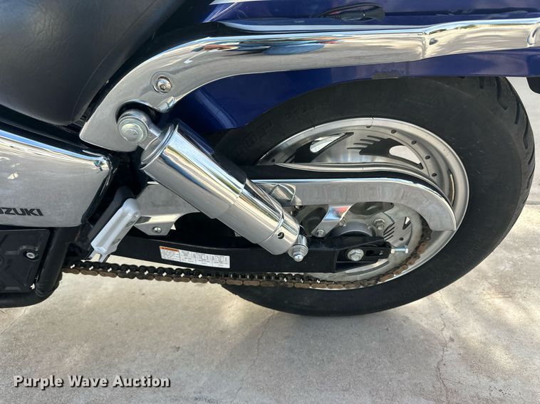 image for item EQ4645 2002 Suzuki VZ800K Marauder motorcycle