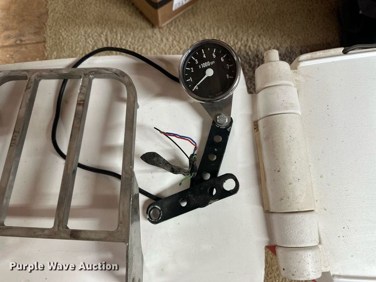 image for item EQ4645 2002 Suzuki VZ800K Marauder motorcycle