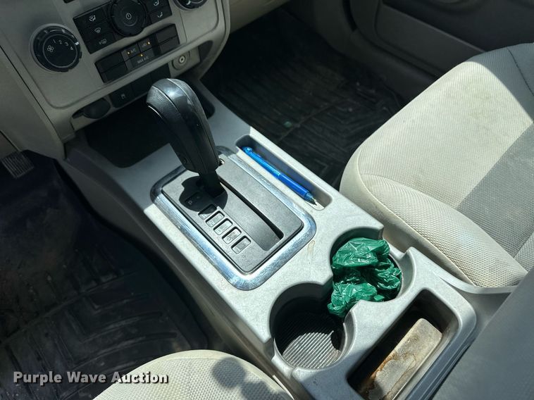 image for item EQ4660 2008 Ford Escape SUV