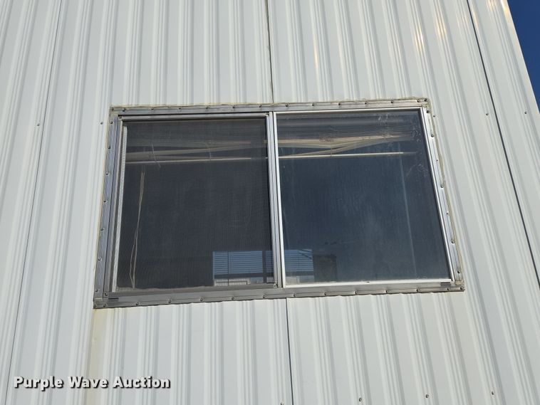 image for item EQ6814 2005 Premiere office trailer