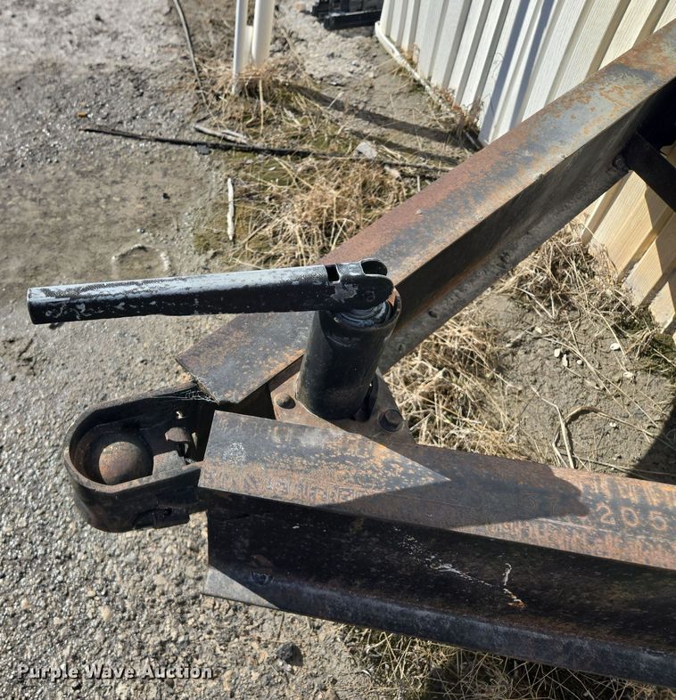 image for item EQ6814 2005 Premiere office trailer