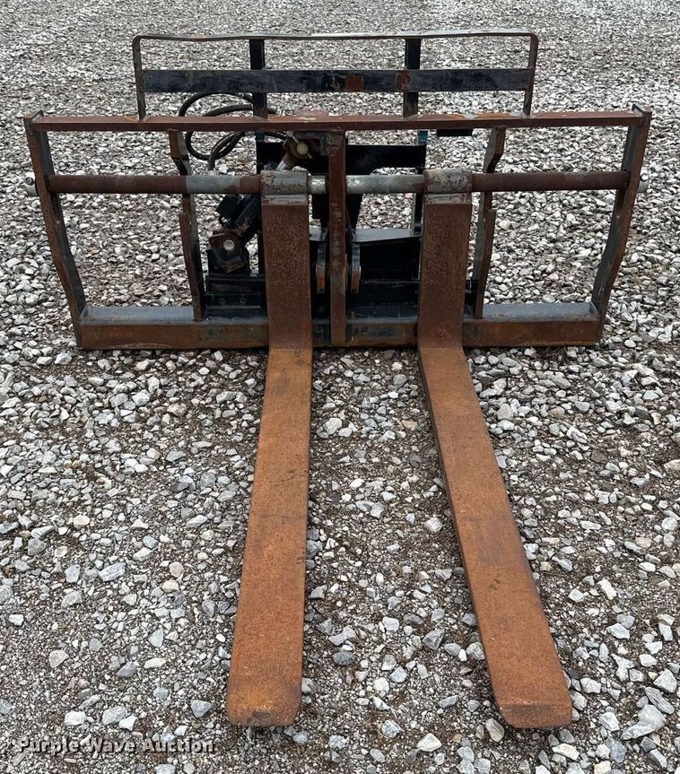 image for item ER1071 Wheel loader forks