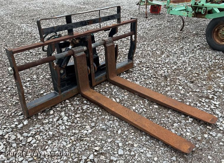 image for item ER1071 Wheel loader forks