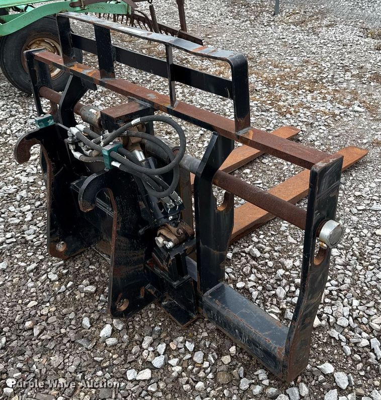 image for item ER1071 Wheel loader forks