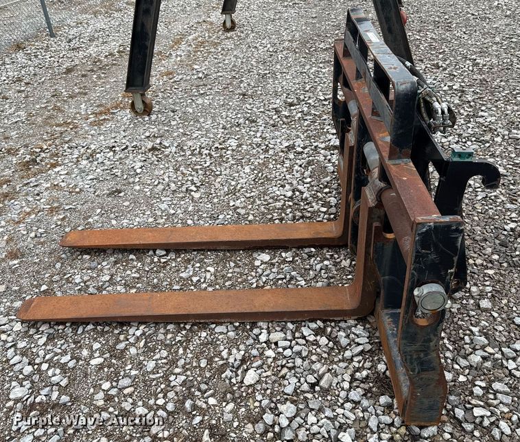 image for item ER1071 Wheel loader forks