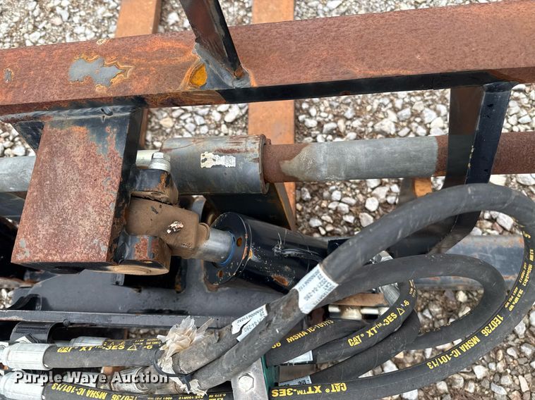 image for item ER1071 Wheel loader forks