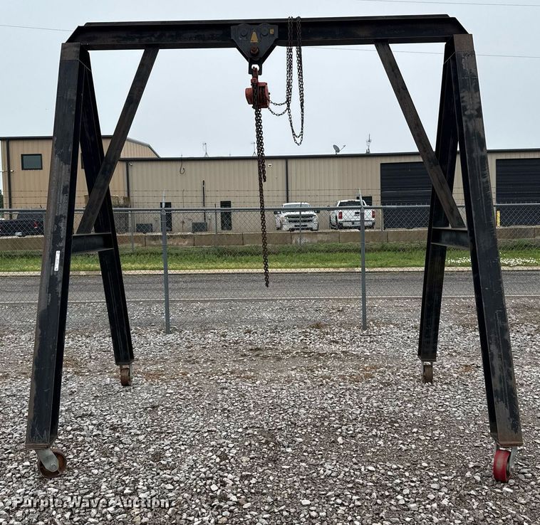 image for item ER1072 Gantry crane