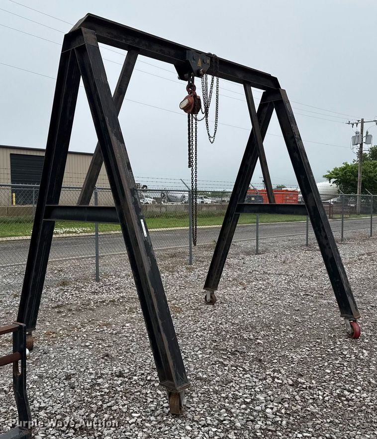 image for item ER1072 Gantry crane