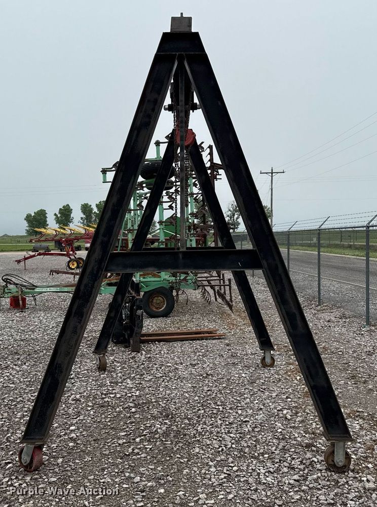 image for item ER1072 Gantry crane