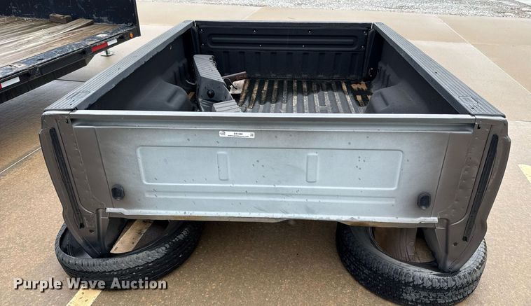 image for item ER1080 Ford F250 Super Duty  pickup truck bed