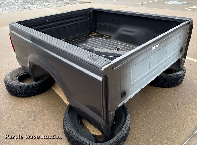 image for item ER1080 Ford F250 Super Duty  pickup truck bed