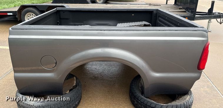 image for item ER1080 Ford F250 Super Duty  pickup truck bed