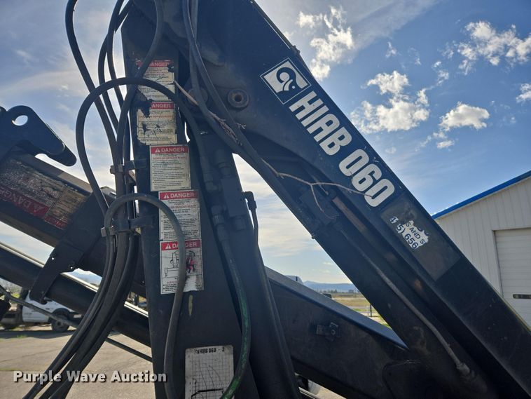 image for item FB9363 2015 Dodge Ram 4500 crane truck