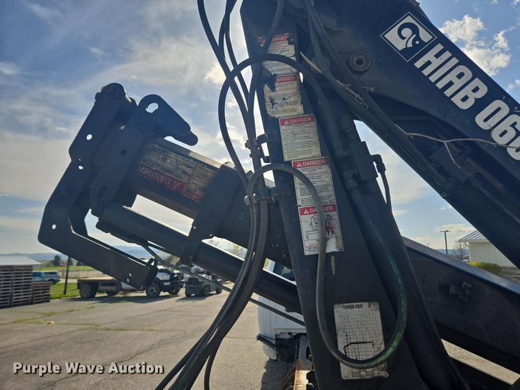 image for item FB9363 2015 Dodge Ram 4500 crane truck